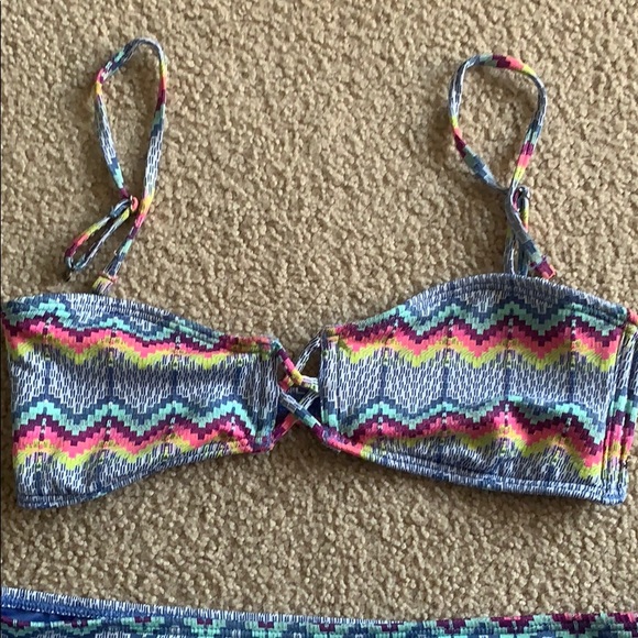 Roxy Bikini - Picture 5 of 5